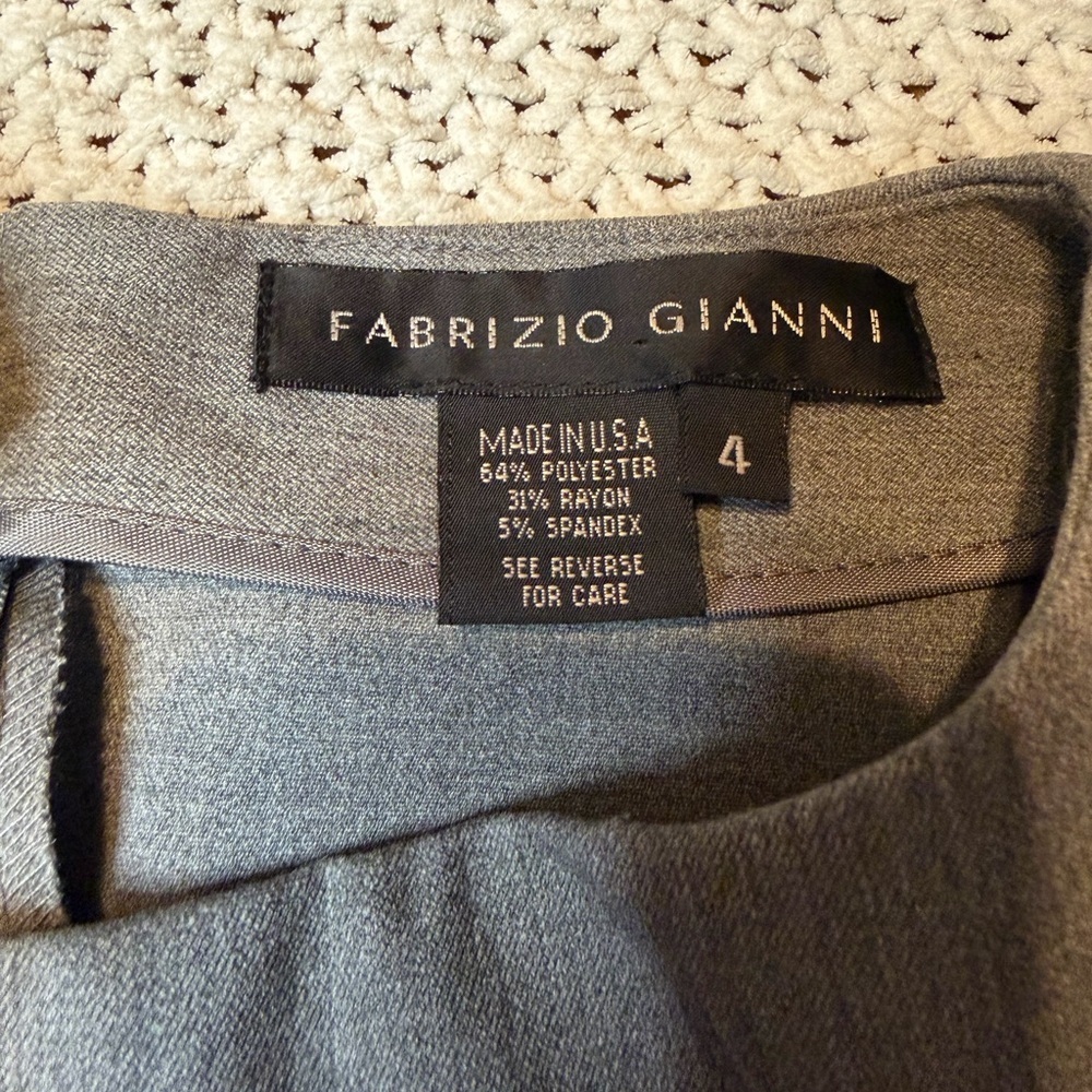 FABRIZIO GIANNI DRESS SIZE 4 GRAY SLEEVELESS BUSINESS DRESS. EXCELLENT COND - Picture 7 of 7